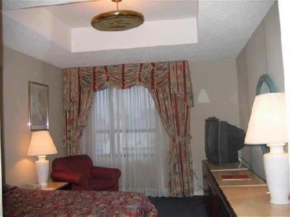 Comfort Inn & Suites Downtown Brickell-Port Of Miami Room photo